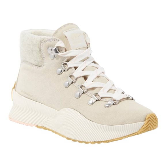 SOREL Out N About III Conquest Ankle Boot Chalk Suede Microfleece Waterproof 9 - Picture 1 of 13